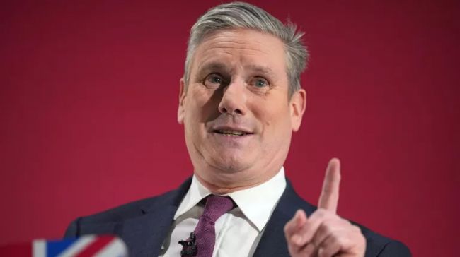 Daily Express: Стармер опозорился