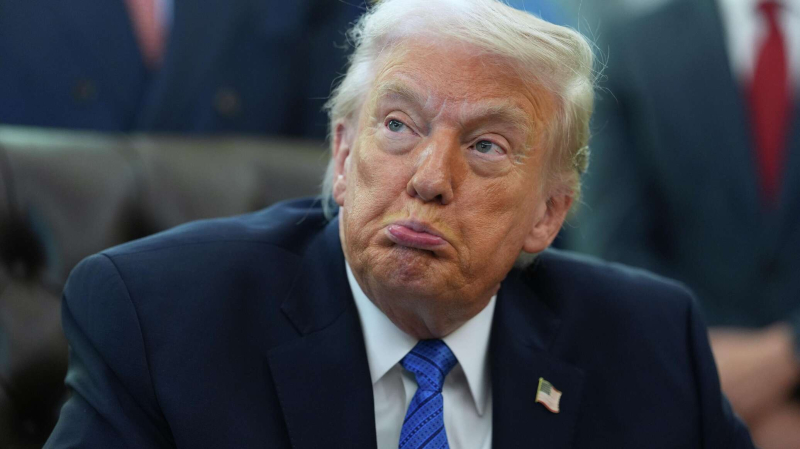 Трамп заявил, что не торопит Иран со сделкой