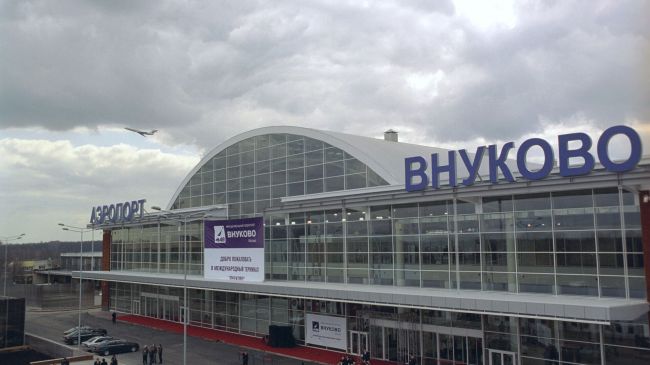 Аэропорт «Внуково» приостановил работу