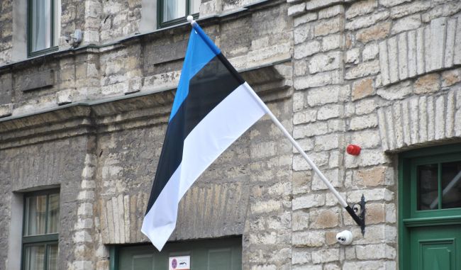 План русофобоов в Эстонии провалился: жители страны не верят в агрессию России
