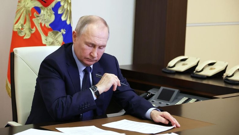 Путин подписал закон о едином сроке прохождения медосмотра для мигрантов