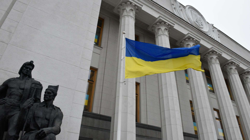 Украина увеличивает военные расходы бюджета в текущем году