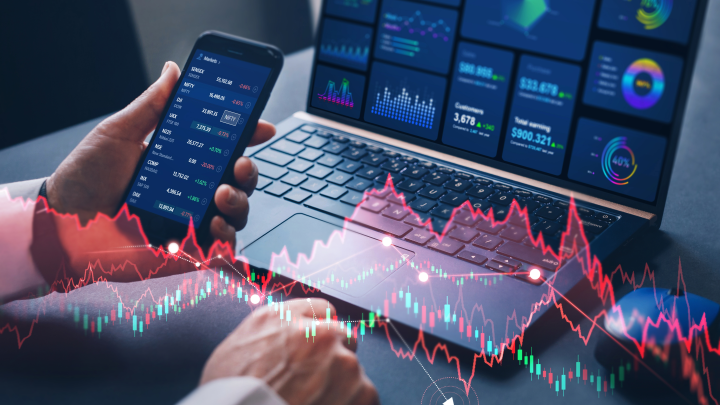 ЦБ снизил ключевую ставку до 14%. Как это отразится на вкладах в банках?