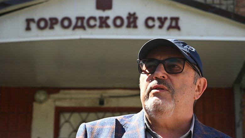 Суд оштрафовал политика Надеждина за демонстрацию экстремистской символики