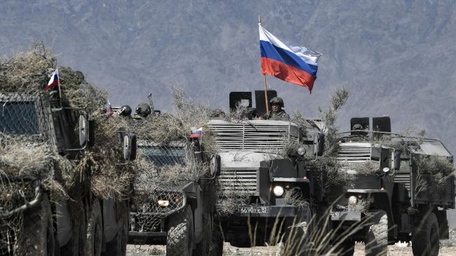 Российские военные проведут учения в Киргизии